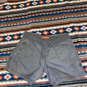 Grey Unionbay size 3 shorts
Never worn